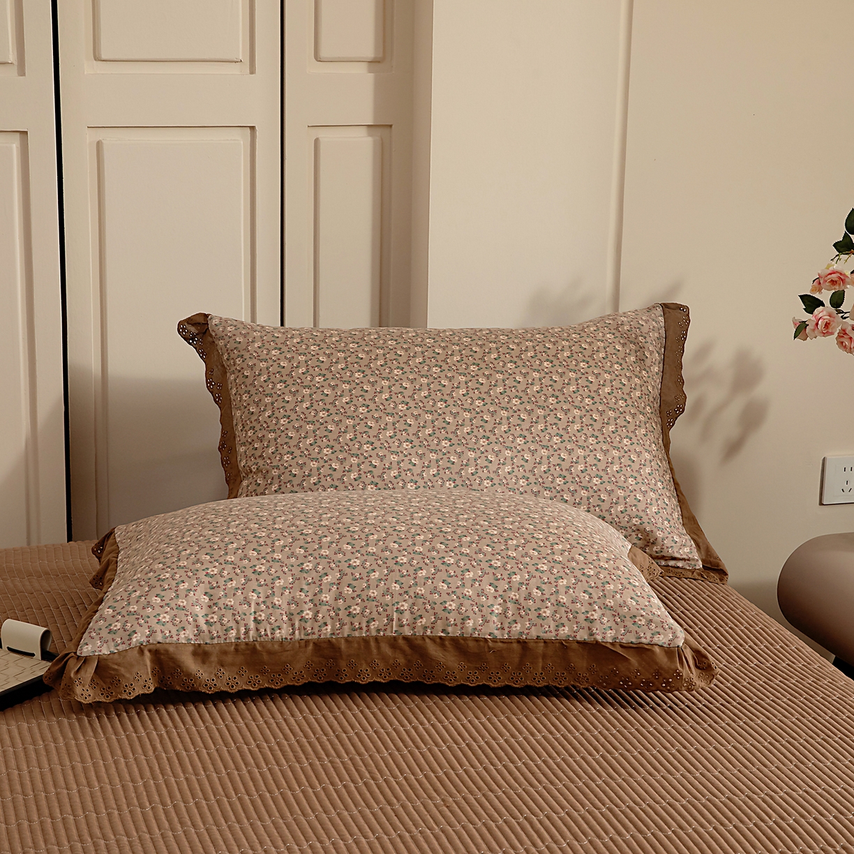 91家纺网 家纺一手货源 找家纺 （总）情煊家纺 2026新款全棉双层纱花边款绣花款四件套