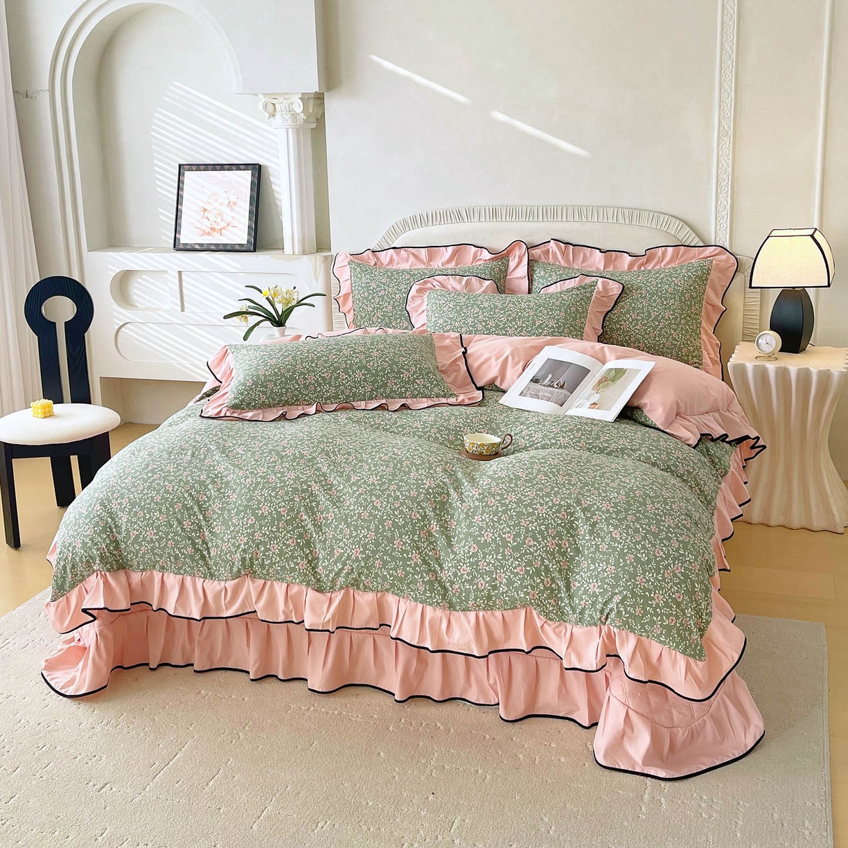 91家纺网 家纺一手货源 找家纺 锦彩家居 2026新款花边小碎花床盖四件套 秘密花园