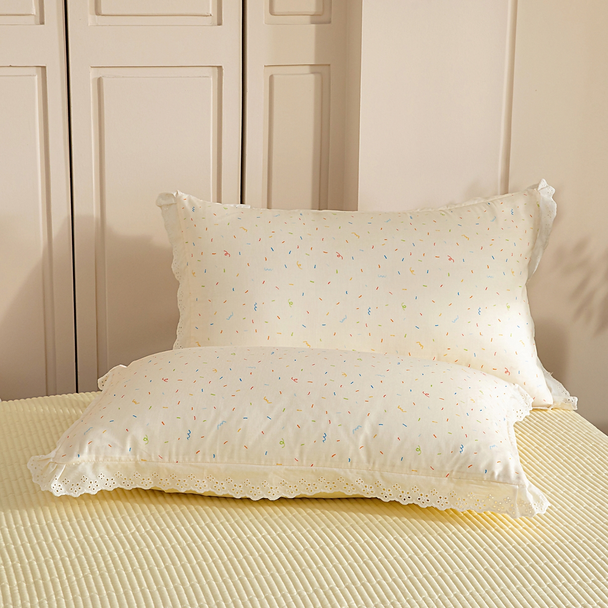 91家纺网 家纺一手货源 找家纺 情煊家纺 2026新款全棉双层纱花边款绣花款单被套 绣花款-冰淇淋