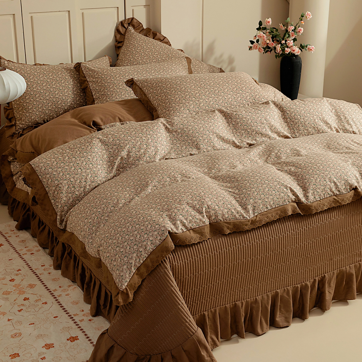 91家纺网 家纺一手货源 找家纺 情煊家纺 2026新款全棉双层纱花边款绣花款单被套 绣花款-绯红