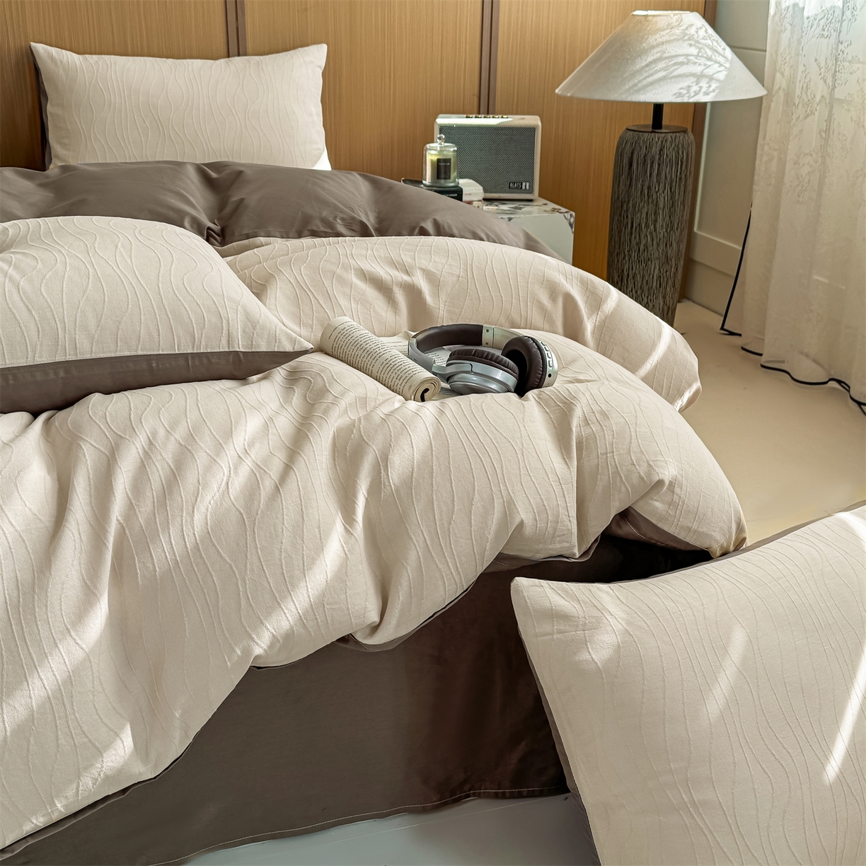 91家纺网 家纺一手货源 找家纺 灰鲸 2026新款全棉纯棉三层纱色织提花四件套 浅忆-可可奶咖