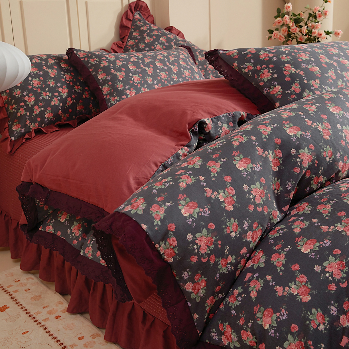 91家纺网 家纺一手货源 找家纺 情煊家纺 2026新款全棉双层纱花边款绣花款单被套 绣花款-缪斯