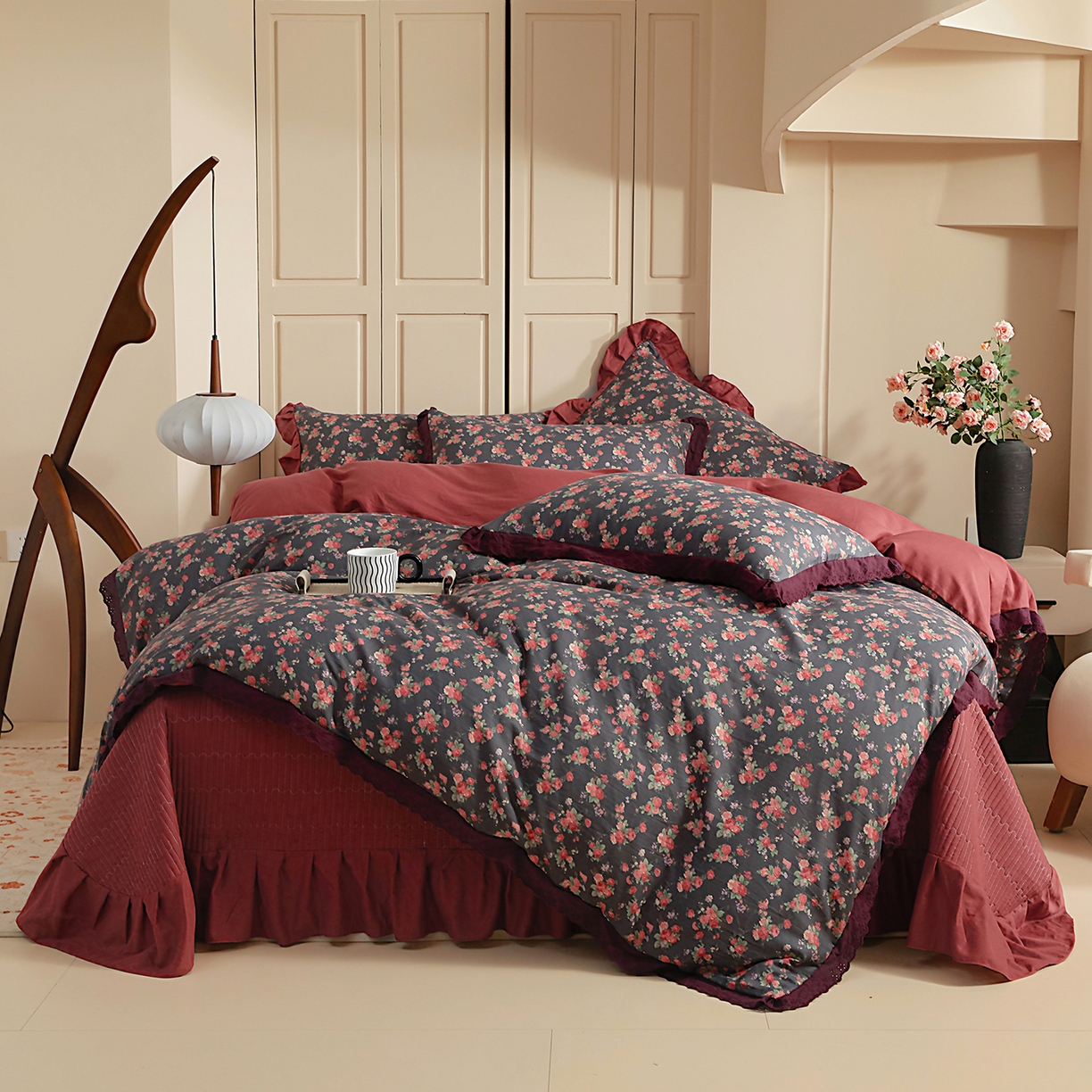 91家纺网 家纺一手货源 找家纺 （总）情煊家纺 2026新款全棉双层纱花边款绣花款四件套