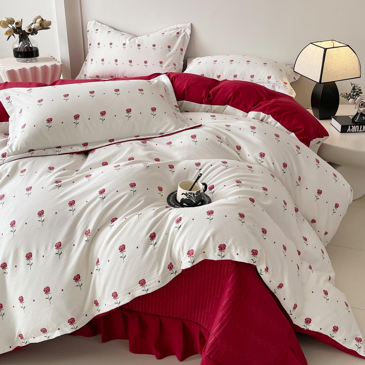 91家纺网 家纺一手货源 找家纺 锦彩家居 2026新款皱皱水洗棉床盖四件套 卡地亚-红