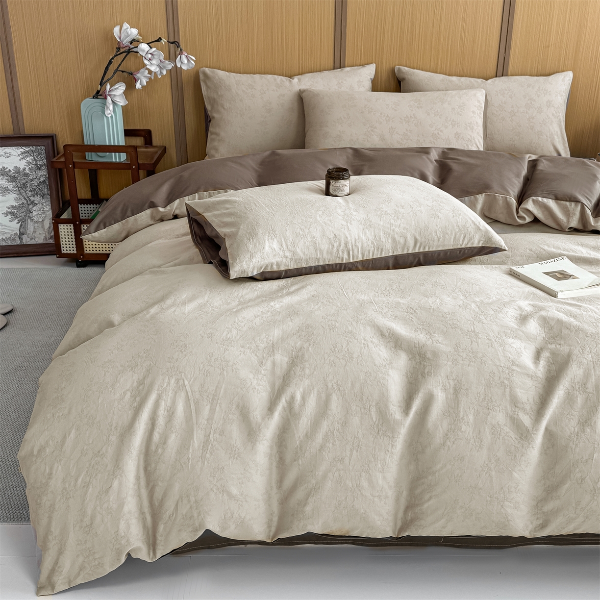 91家纺网 家纺一手货源 找家纺 灰鲸 2026新款全棉纯棉三层纱色织提花四件套 花影-可可奶咖