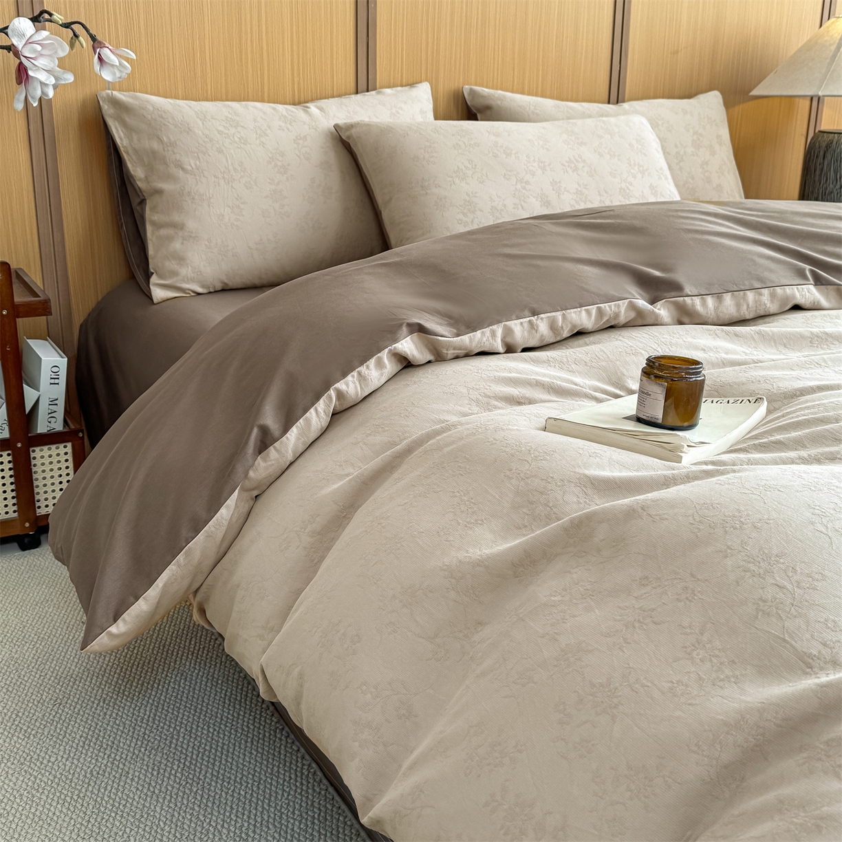 91家纺网 家纺一手货源 找家纺 灰鲸 2026新款全棉纯棉三层纱色织提花四件套 花影-可可奶咖