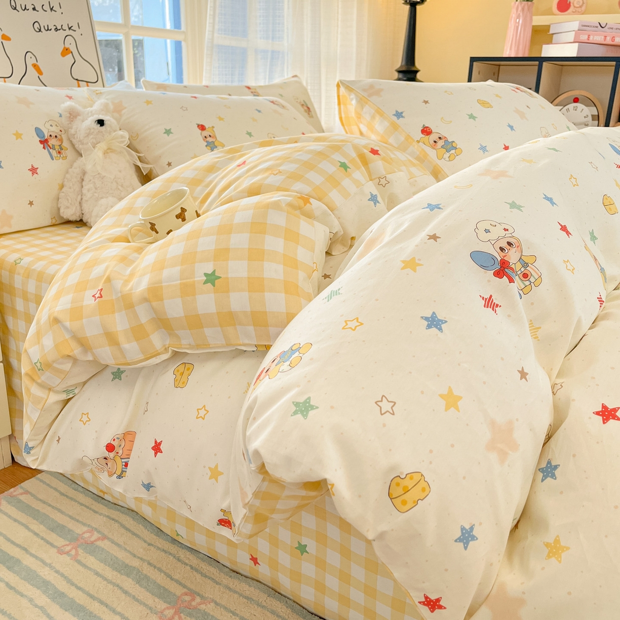 91家纺网 家纺一手货源 找家纺 睡美美家纺 2026新款全棉纯棉斜纹印花喷气小清新四季款学生三件套四件套 快乐小星星