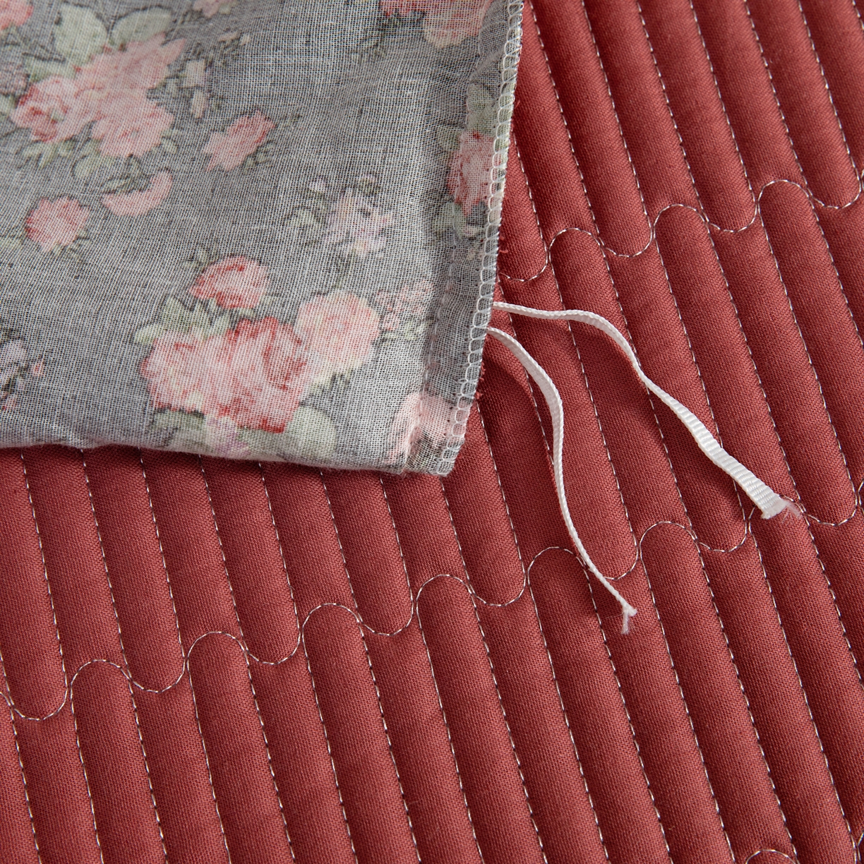 91家纺网 家纺一手货源 找家纺 情煊家纺 2026新款全棉双层纱花边款绣花款单被套 绣花款-缪斯