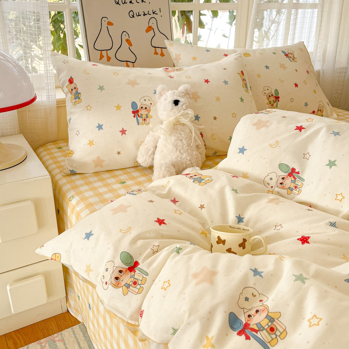 91家纺网 家纺一手货源 找家纺 睡美美家纺 2026新款全棉纯棉斜纹印花喷气小清新四季款学生三件套四件套 快乐小星星