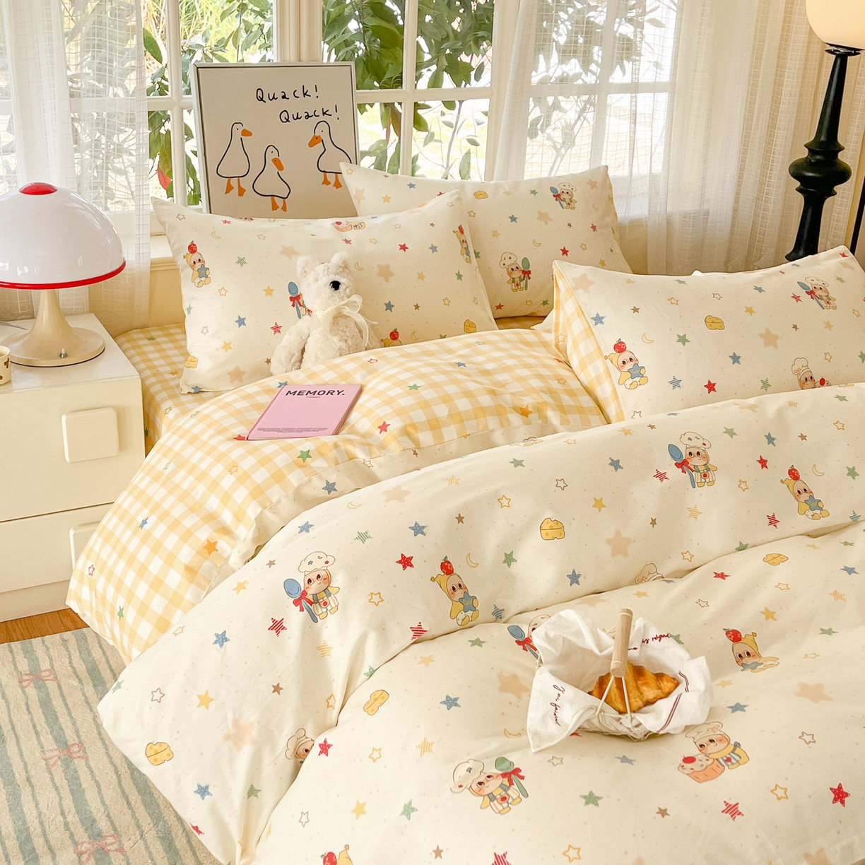 91家纺网 家纺一手货源 找家纺 睡美美家纺 2026新款全棉纯棉斜纹印花喷气小清新四季款学生三件套四件套 快乐小星星