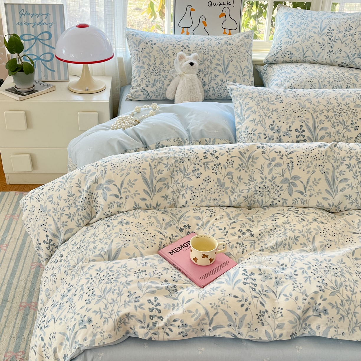 91家纺网 家纺一手货源 找家纺 睡美美家纺 2026新款全棉纯棉斜纹印花喷气小清新四季款学生三件套四件套 蓝沫