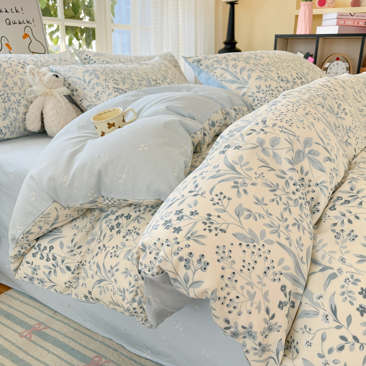 91家纺网 家纺一手货源 找家纺 睡美美家纺 2026新款全棉纯棉斜纹印花喷气小清新四季款学生三件套四件套 蓝沫