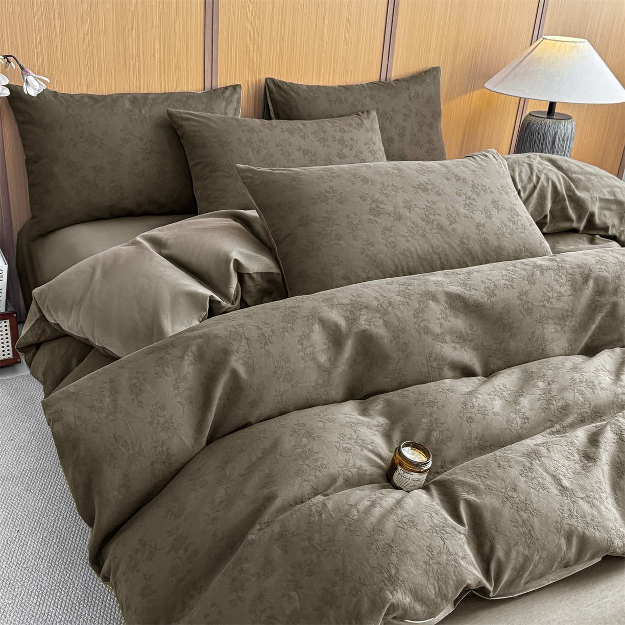 91家纺网 家纺一手货源 找家纺 灰鲸 2026新款全棉纯棉三层纱色织提花四件套 花影-摩卡