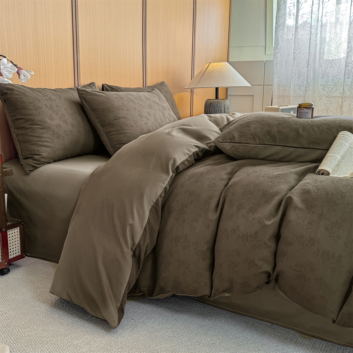 91家纺网 家纺一手货源 找家纺 灰鲸 2026新款全棉纯棉三层纱色织提花四件套 花影-摩卡