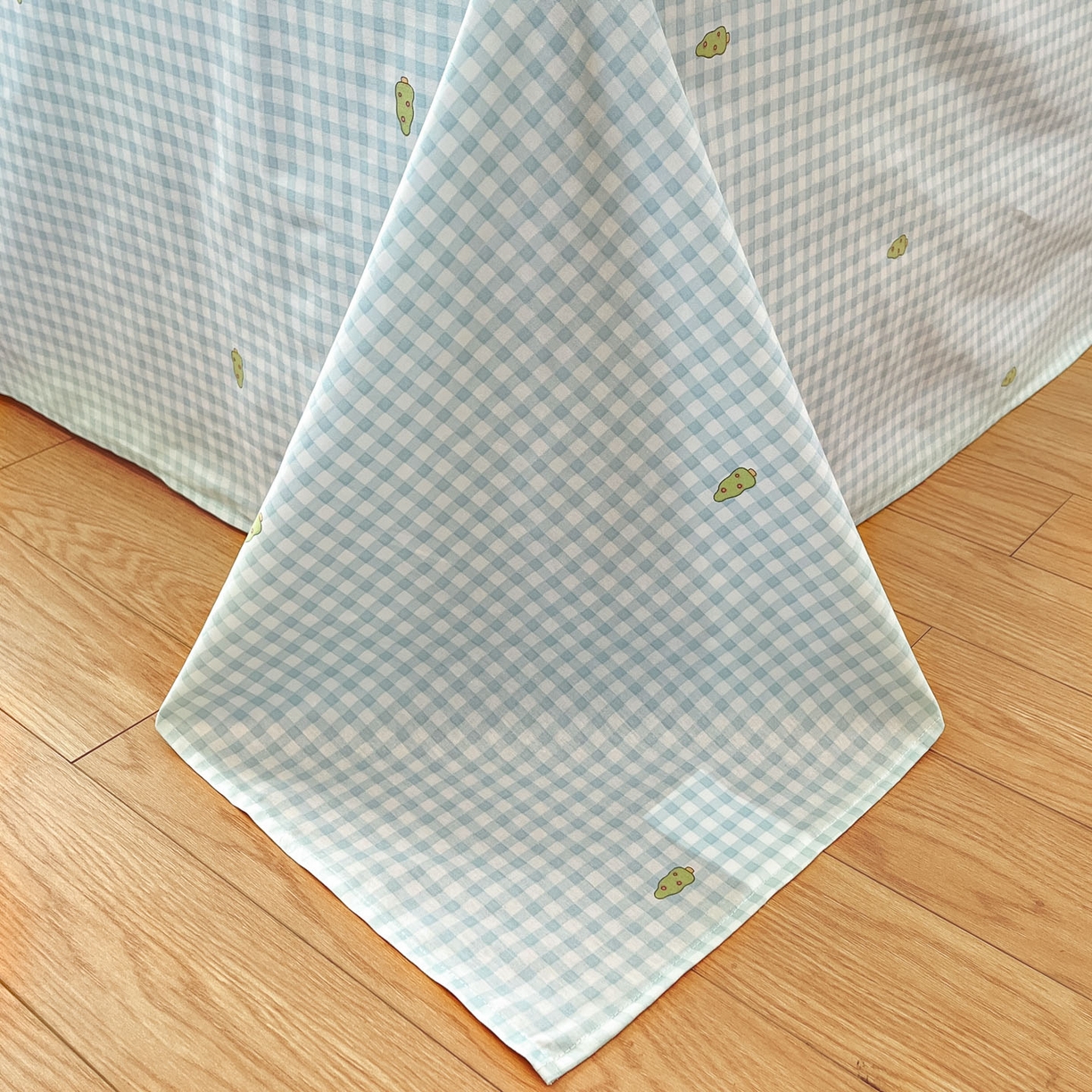 91家纺网 家纺一手货源 找家纺 睡美美家纺 2026新款全棉纯棉斜纹印花喷气小清新四季款学生三件套四件套 妙趣乐园