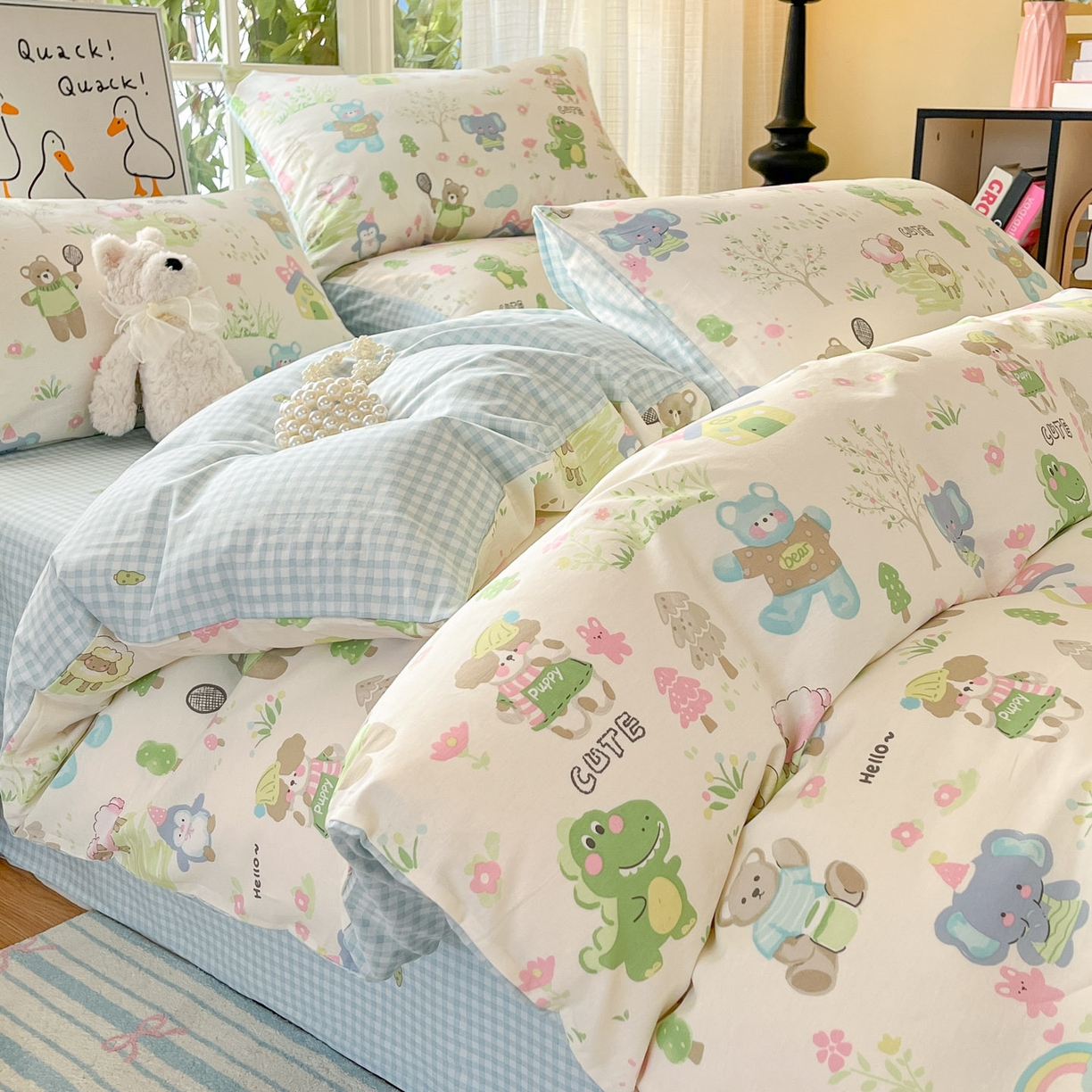 91家纺网 家纺一手货源 找家纺 睡美美家纺 2026新款全棉纯棉斜纹印花喷气小清新四季款学生三件套四件套 妙趣乐园