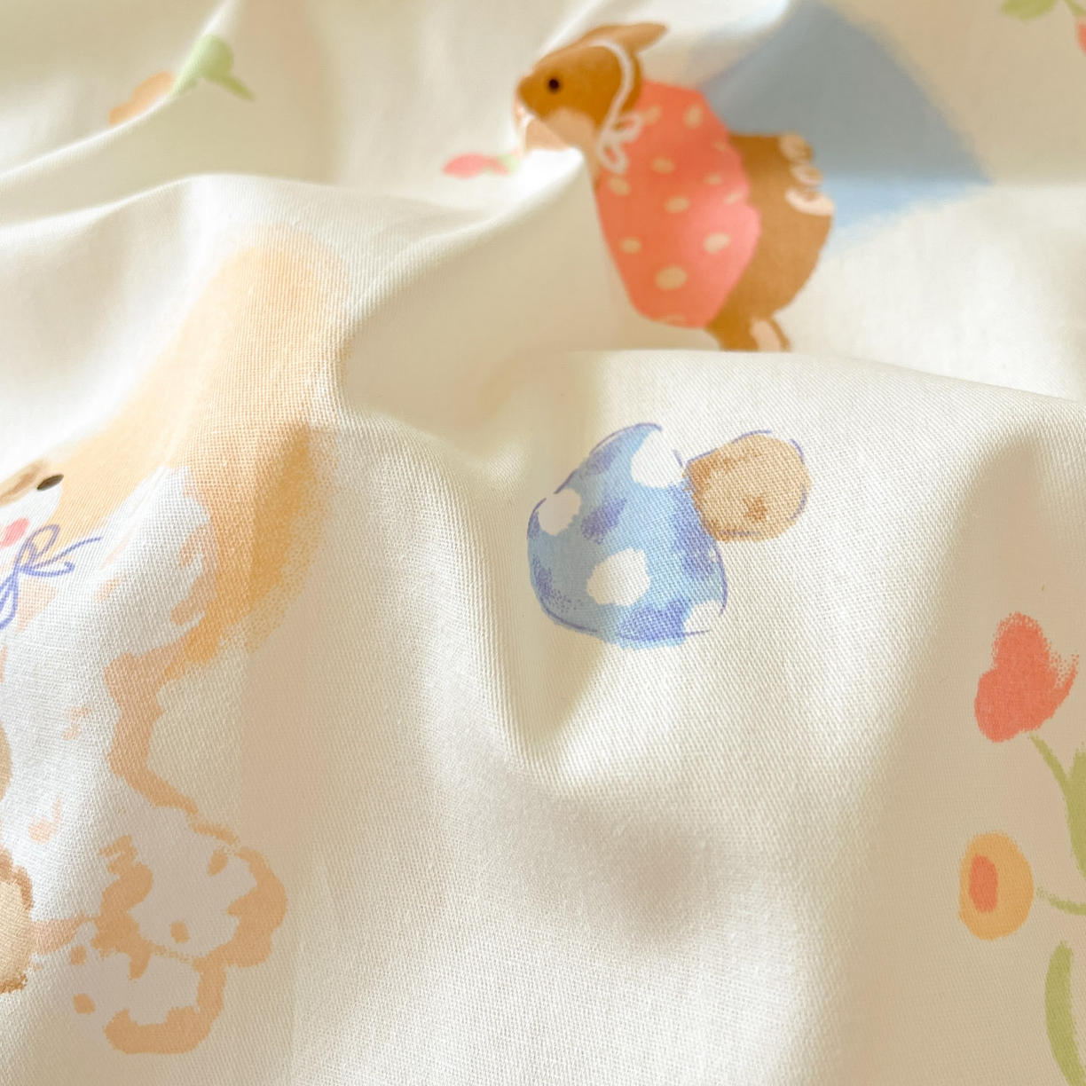 91家纺网 家纺一手货源 找家纺 睡美美家纺 2026新款全棉纯棉斜纹印花喷气小清新四季款学生三件套四件套 奶糕世界