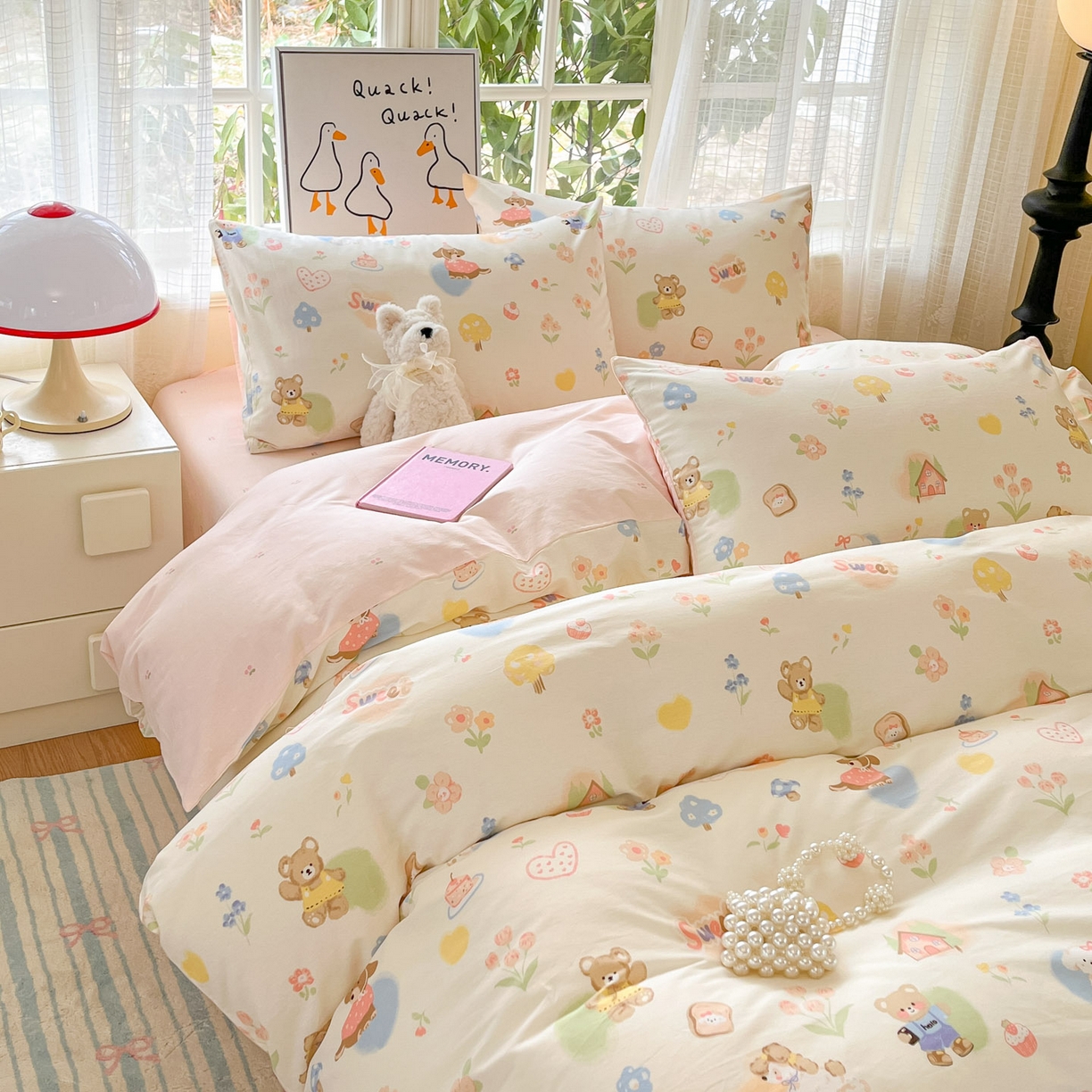 91家纺网 家纺一手货源 找家纺 睡美美家纺 2026新款全棉纯棉斜纹印花喷气小清新四季款学生三件套四件套 奶糕世界