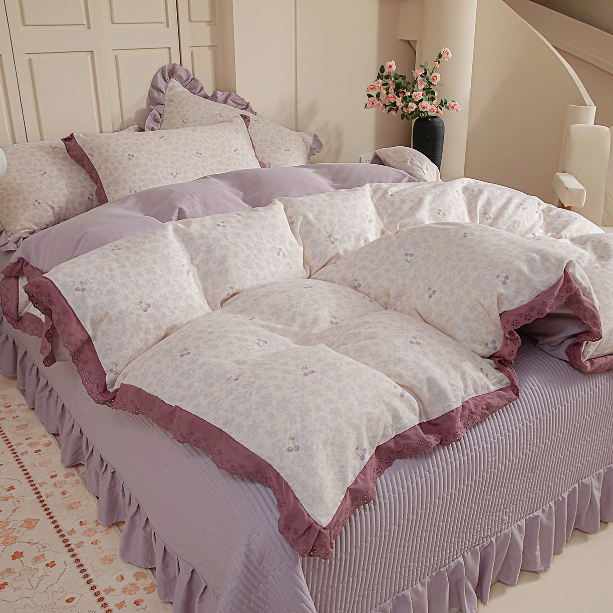 91家纺网 家纺一手货源 找家纺 情煊家纺 2026新款全棉双层纱花边款绣花款单被套 绣花款-樱桃