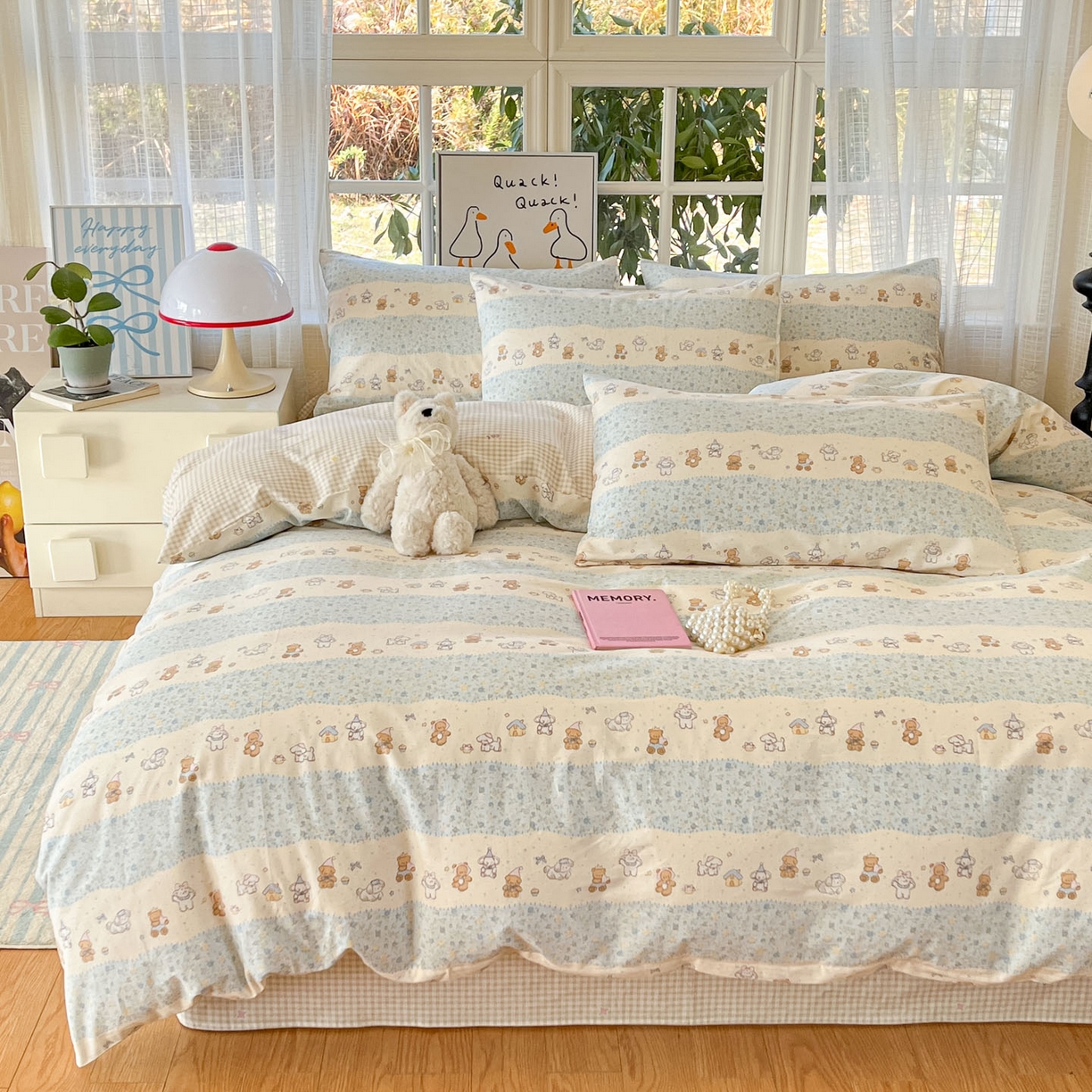 91家纺网 家纺一手货源 找家纺 睡美美家纺 2026新款全棉纯棉斜纹印花喷气小清新四季款学生三件套四件套 三小只