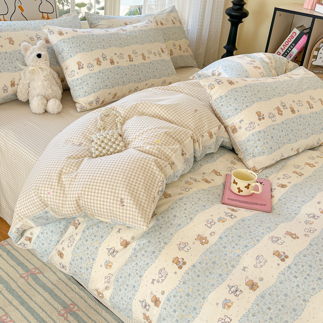 91家纺网 家纺一手货源 找家纺 睡美美家纺 2026新款全棉纯棉斜纹印花喷气小清新四季款学生三件套四件套 三小只