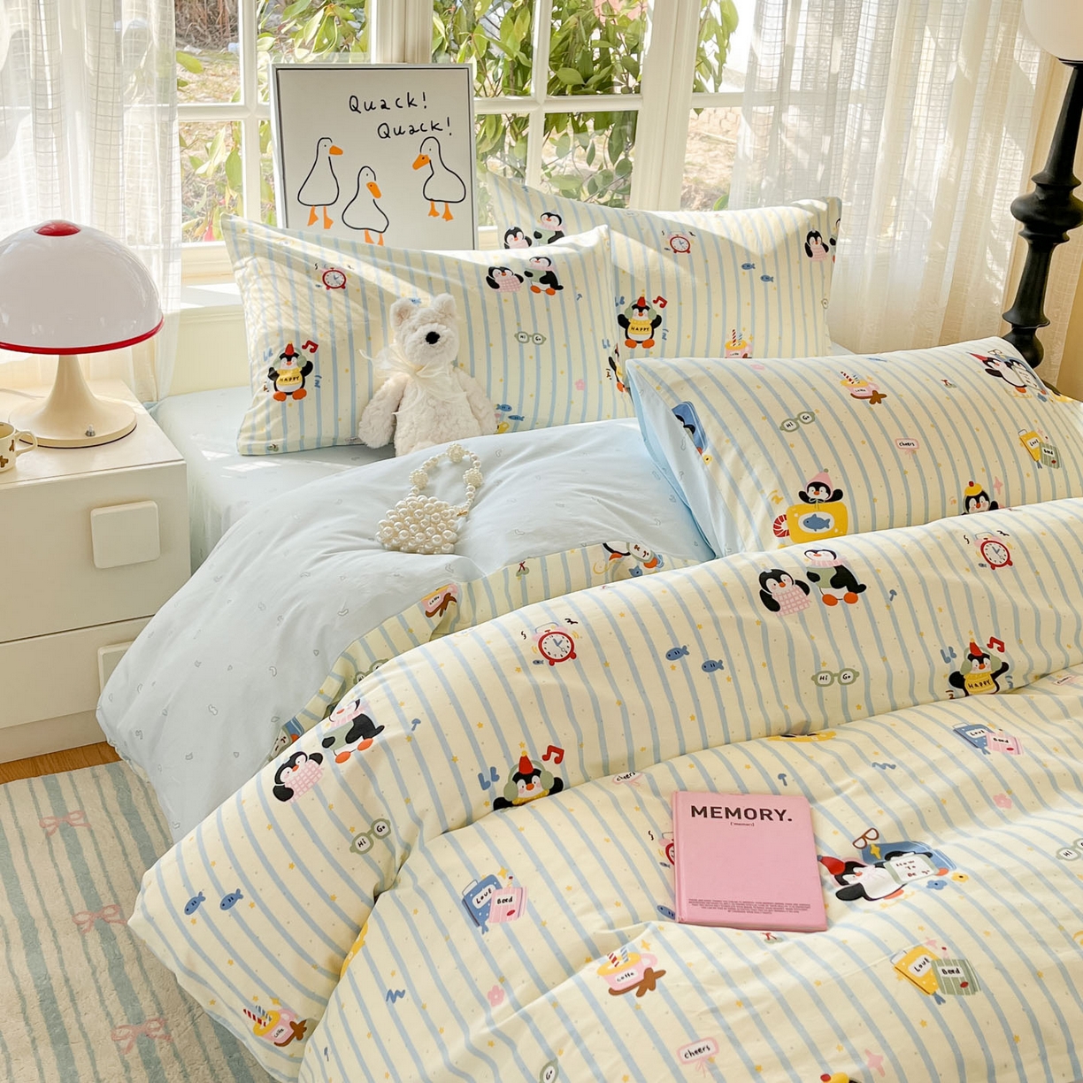 91家纺网 家纺一手货源 找家纺 睡美美家纺 2026新款全棉纯棉斜纹印花喷气小清新四季款学生三件套四件套 生日派企鹅