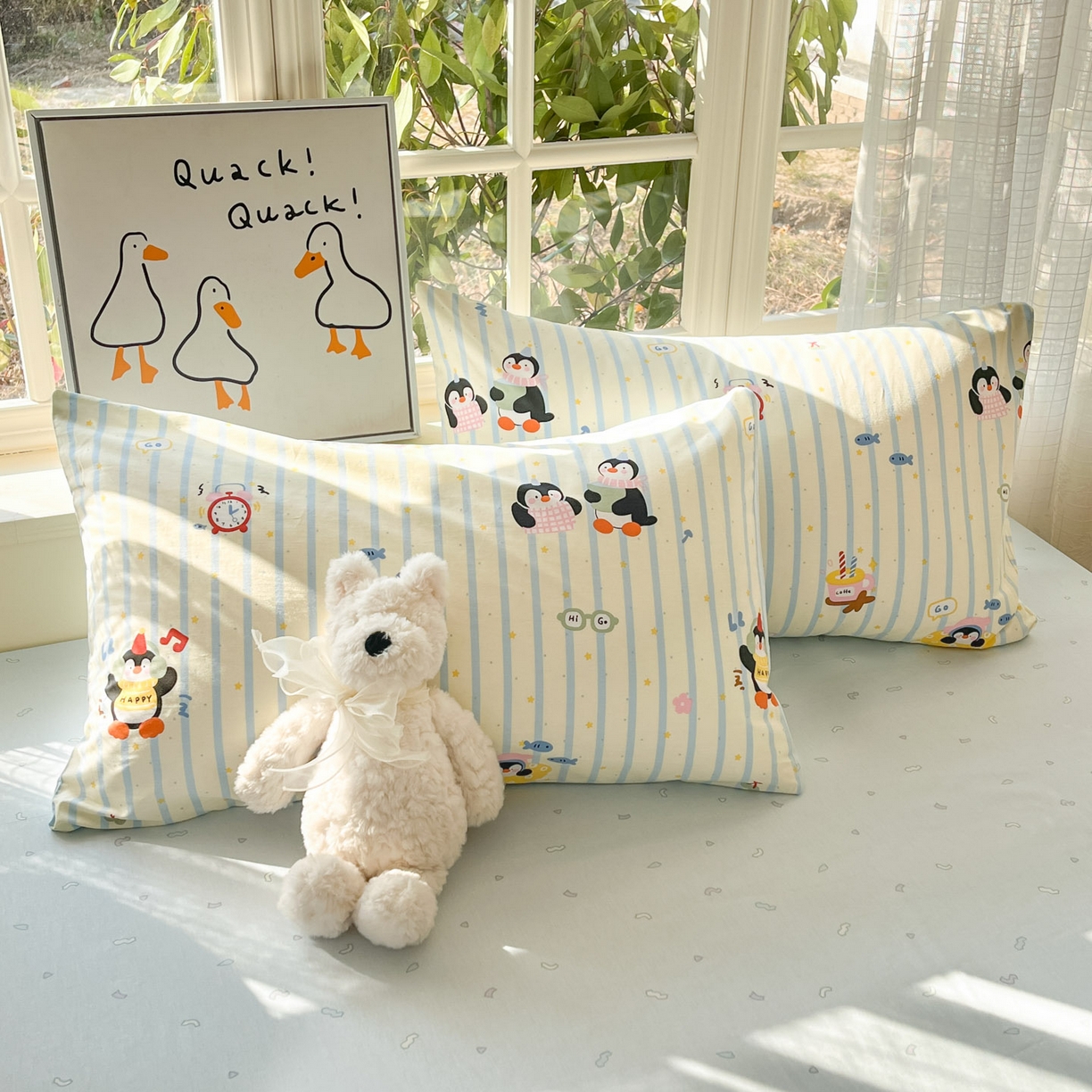 91家纺网 家纺一手货源 找家纺 睡美美家纺 2026新款全棉纯棉斜纹印花喷气小清新四季款学生三件套四件套 生日派企鹅