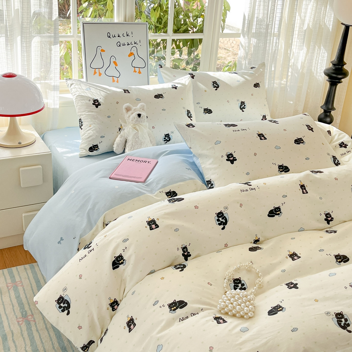 91家纺网 家纺一手货源 找家纺 睡美美家纺 2026新款全棉纯棉斜纹印花喷气小清新四季款学生三件套四件套 贪睡猫