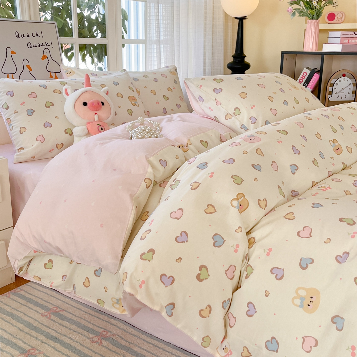 91家纺网 家纺一手货源 找家纺 睡美美家纺 2026新款全棉纯棉斜纹印花喷气小清新四季款学生三件套四件套 甜心萌宠-玉