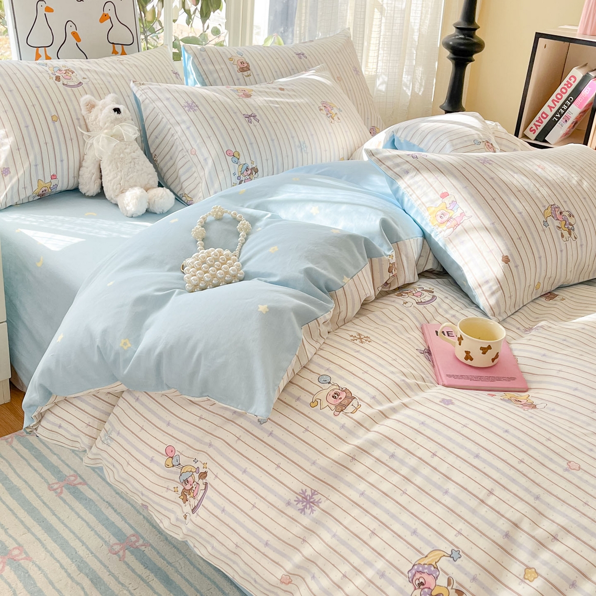 91家纺网 家纺一手货源 找家纺 睡美美家纺 2026新款全棉纯棉斜纹印花喷气小清新四季款学生三件套四件套 小精灵