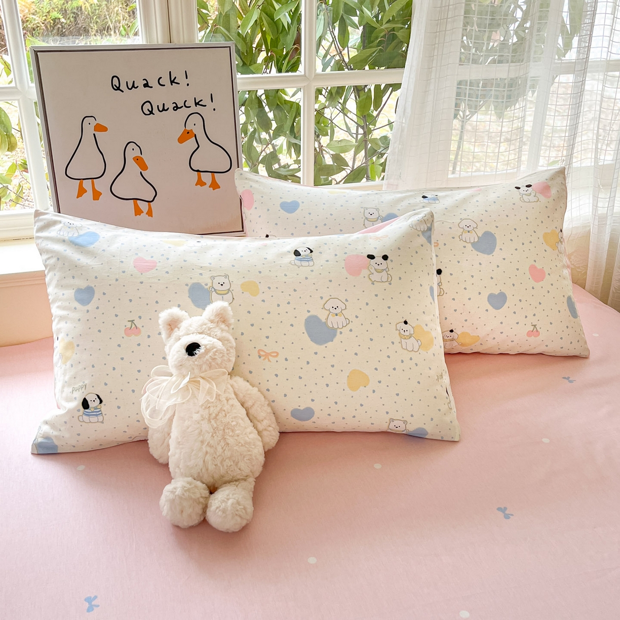 91家纺网 家纺一手货源 找家纺 睡美美家纺 2026新款全棉纯棉斜纹印花喷气小清新四季款学生三件套四件套 心心狗