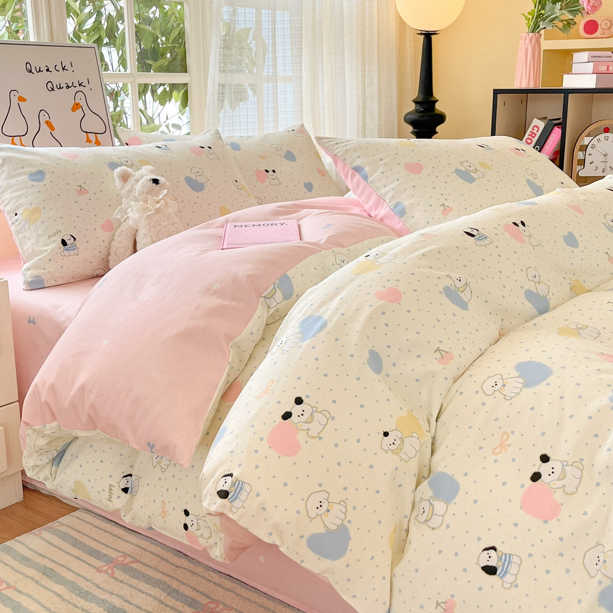 91家纺网 家纺一手货源 找家纺 睡美美家纺 2026新款全棉纯棉斜纹印花喷气小清新四季款学生三件套四件套 心心狗