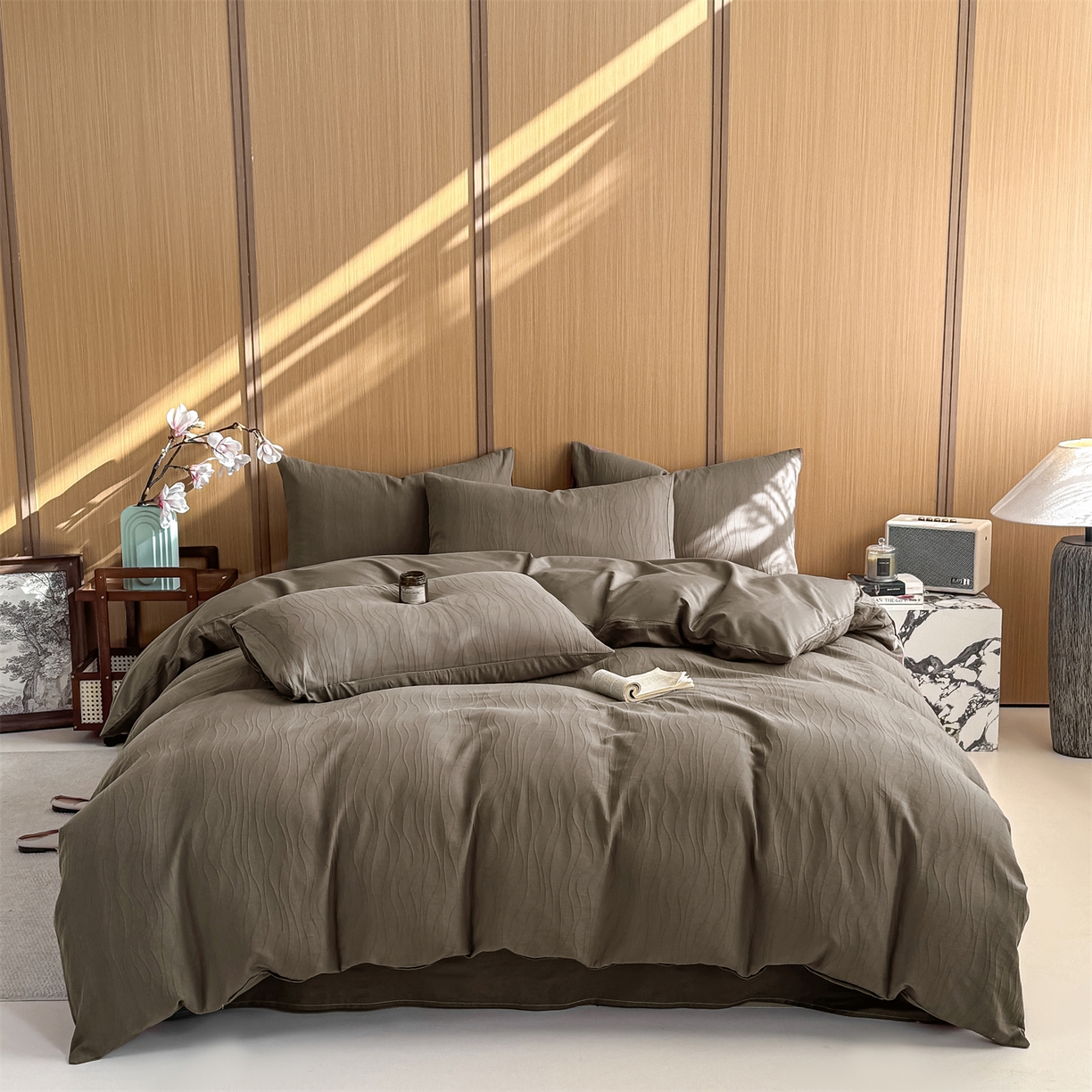 91家纺网 家纺一手货源 找家纺 灰鲸 2026新款全棉纯棉三层纱色织提花四件套 浅忆-摩卡