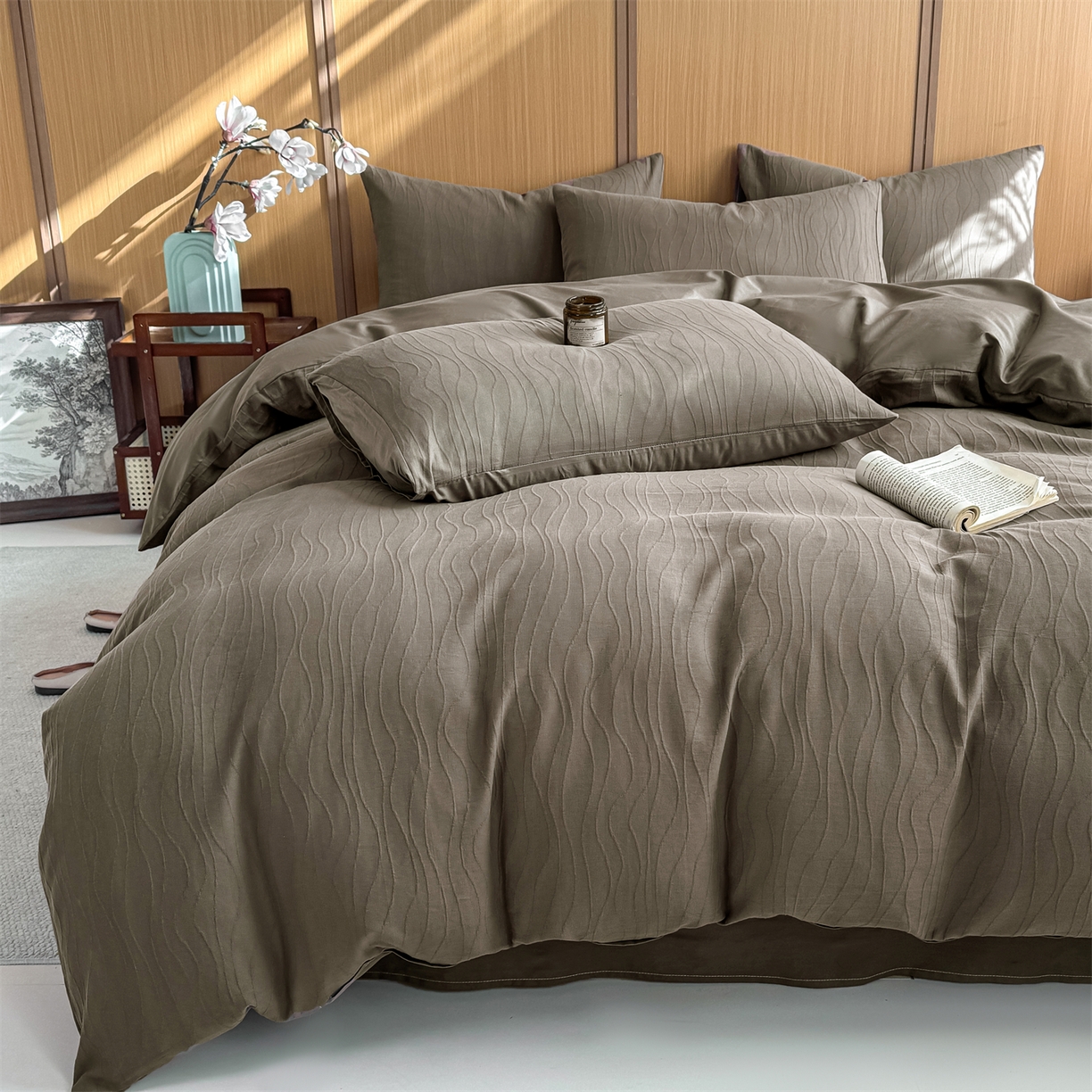 91家纺网 家纺一手货源 找家纺 灰鲸 2026新款全棉纯棉三层纱色织提花四件套 浅忆-摩卡