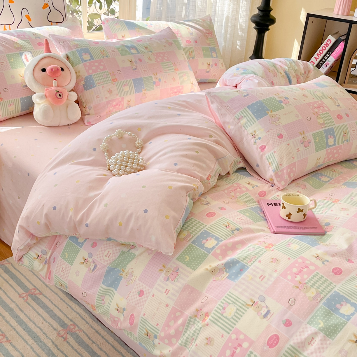 91家纺网 家纺一手货源 找家纺 睡美美家纺 2026新款全棉纯棉斜纹印花喷气小清新四季款学生三件套四件套 幸运宝贝