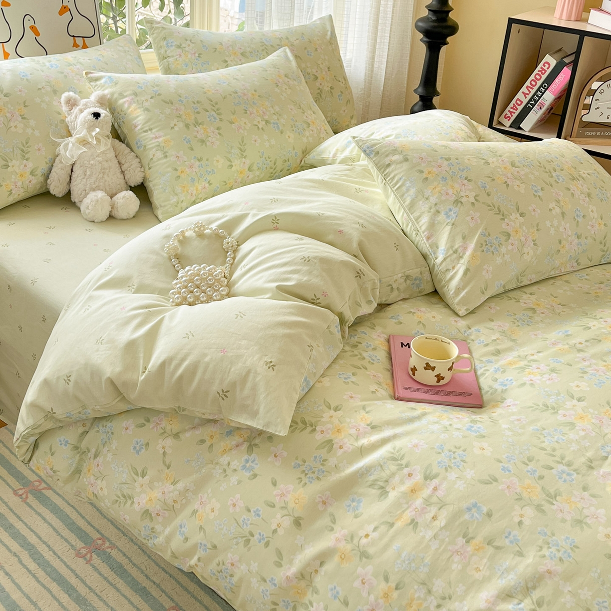 91家纺网 家纺一手货源 找家纺 睡美美家纺 2026新款全棉纯棉斜纹印花喷气小清新四季款学生三件套四件套 徐徐花开