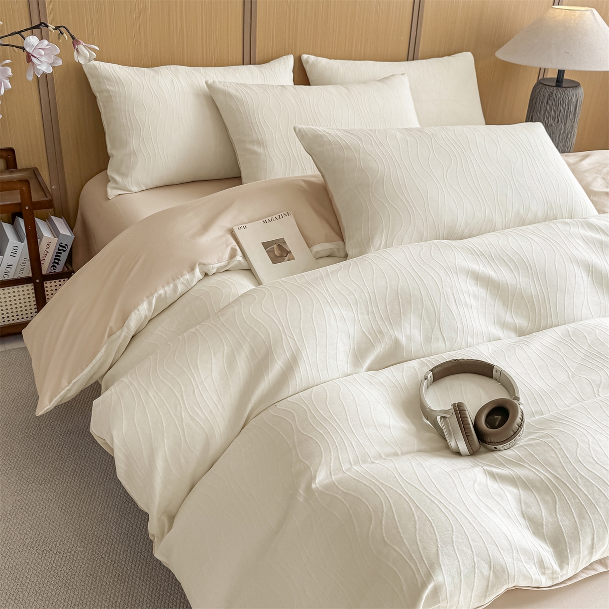 91家纺网 家纺一手货源 找家纺 灰鲸 2026新款全棉纯棉三层纱色织提花四件套 浅忆-杏仁奶霜