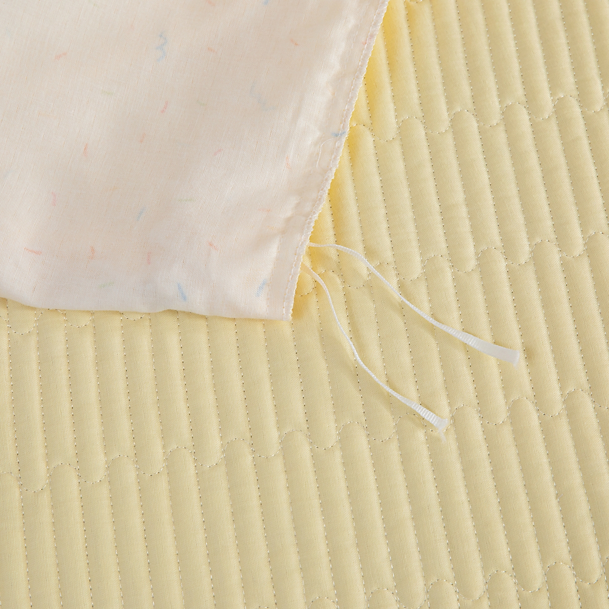 91家纺网 家纺一手货源 找家纺 情煊家纺 2026新款全棉双层纱花边款绣花款四件套 绣花款-冰淇淋