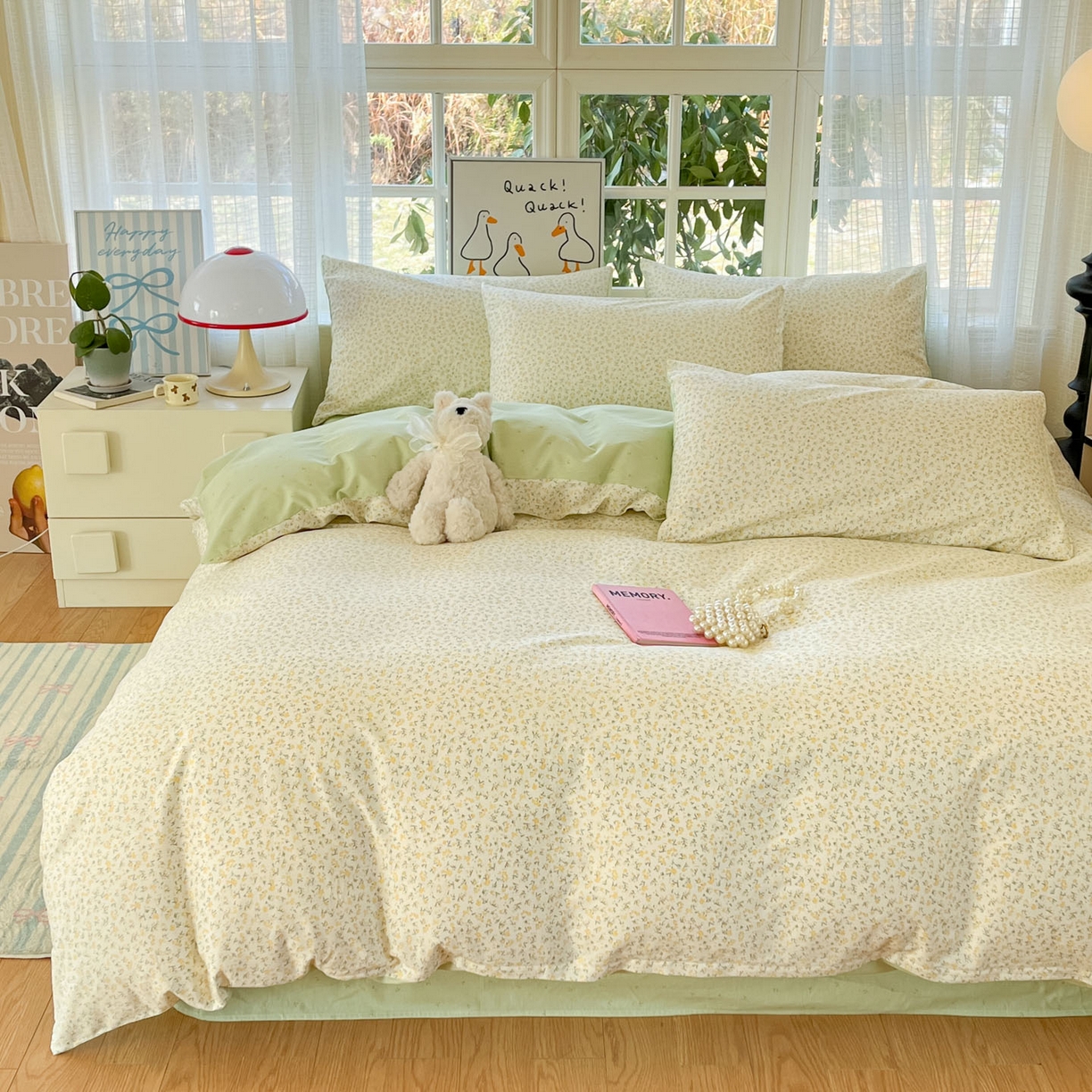 91家纺网 家纺一手货源 找家纺 睡美美家纺 2026新款全棉纯棉斜纹印花喷气小清新四季款学生三件套四件套 一叶知秋