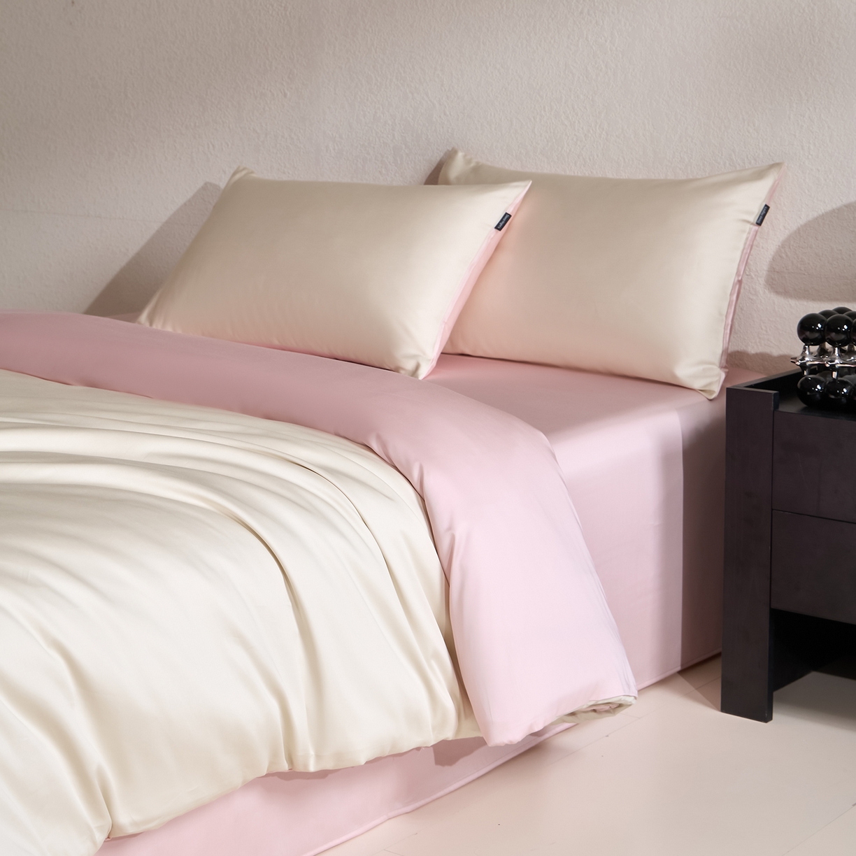 91家纺网 家纺一手货源 找家纺 （总）拼社家纺 40s贡缎长绒棉字母款四件套