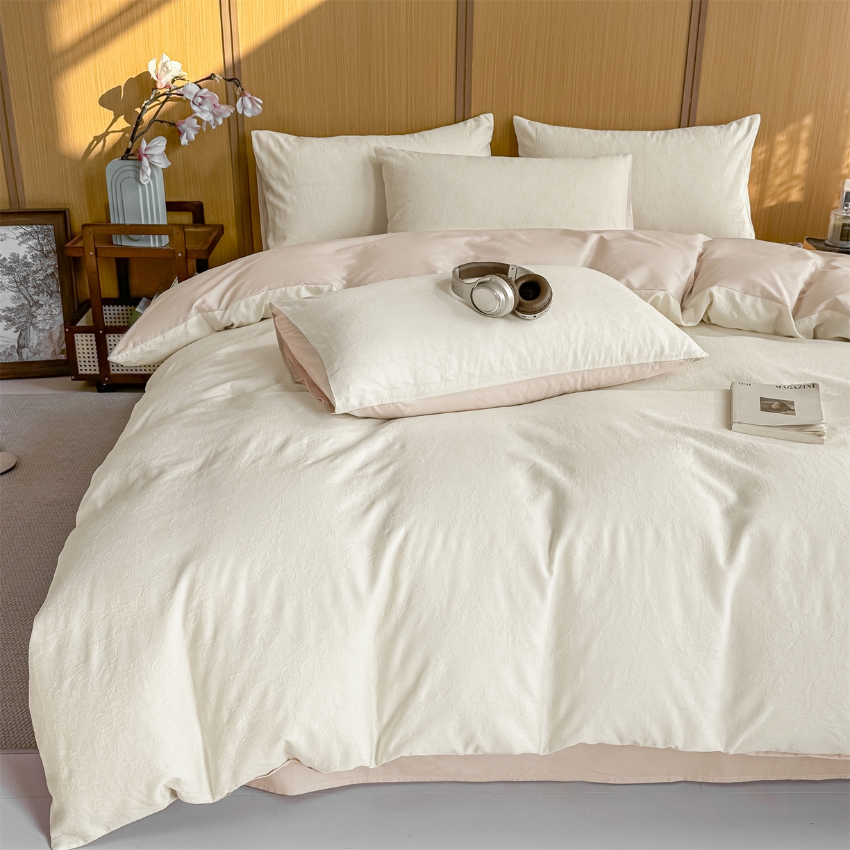 91家纺网 家纺一手货源 找家纺 灰鲸 2026新款全棉纯棉三层纱色织提花四件套 蔷薇-杏仁奶霜