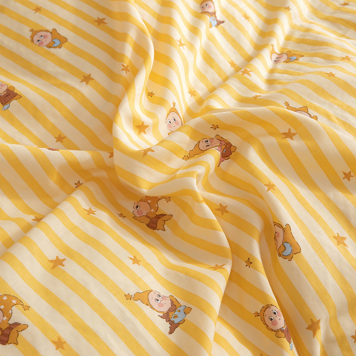 91家纺网 家纺一手货源 找家纺 情煊家纺 2026新款全棉双层纱花边款绣花款四件套 绣花款-星星人