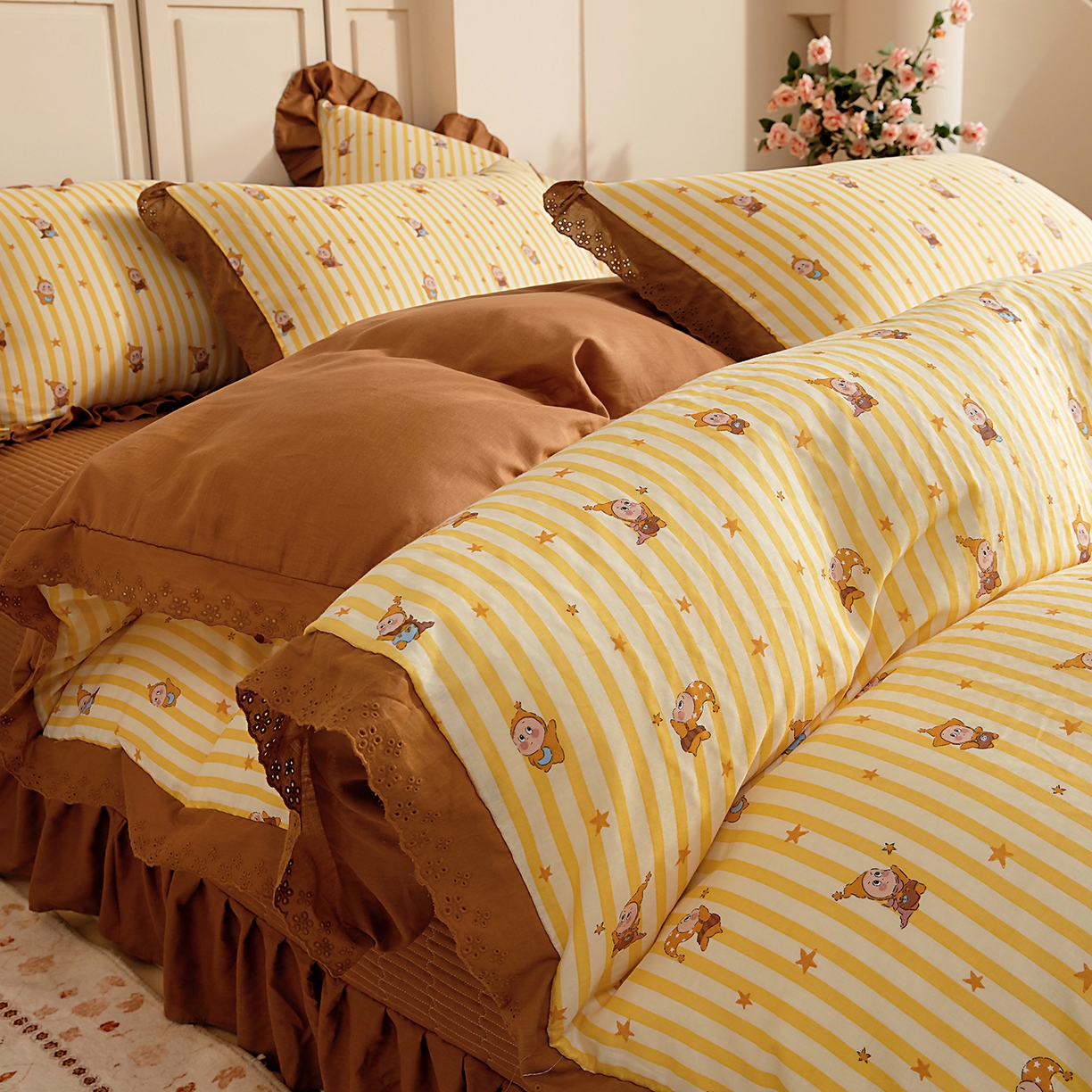 91家纺网 家纺一手货源 找家纺 情煊家纺 2026新款全棉双层纱花边款绣花款四件套 绣花款-星星人