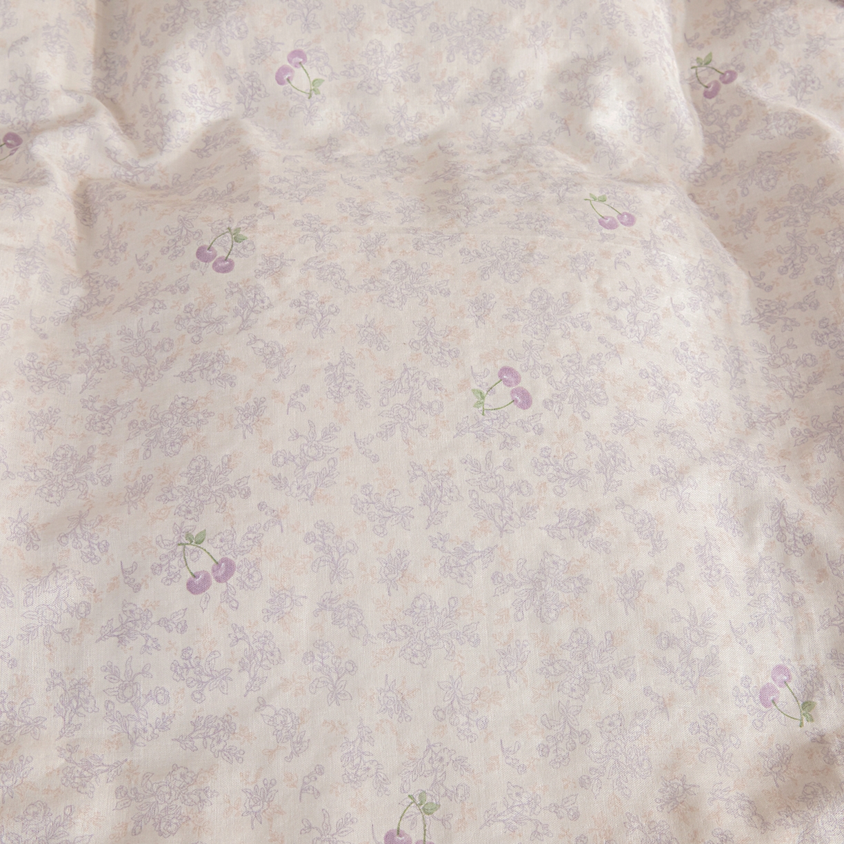 91家纺网 家纺一手货源 找家纺 情煊家纺 2026新款全棉双层纱花边款绣花款四件套 绣花款-樱桃