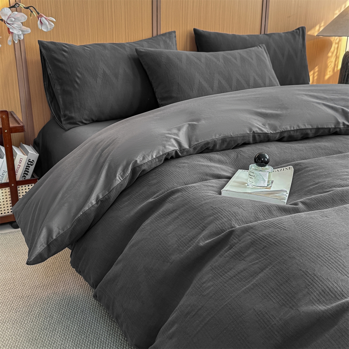 91家纺网 家纺一手货源 找家纺 灰鲸 2026新款全棉纯棉三层纱色织提花四件套 影韵-素墨