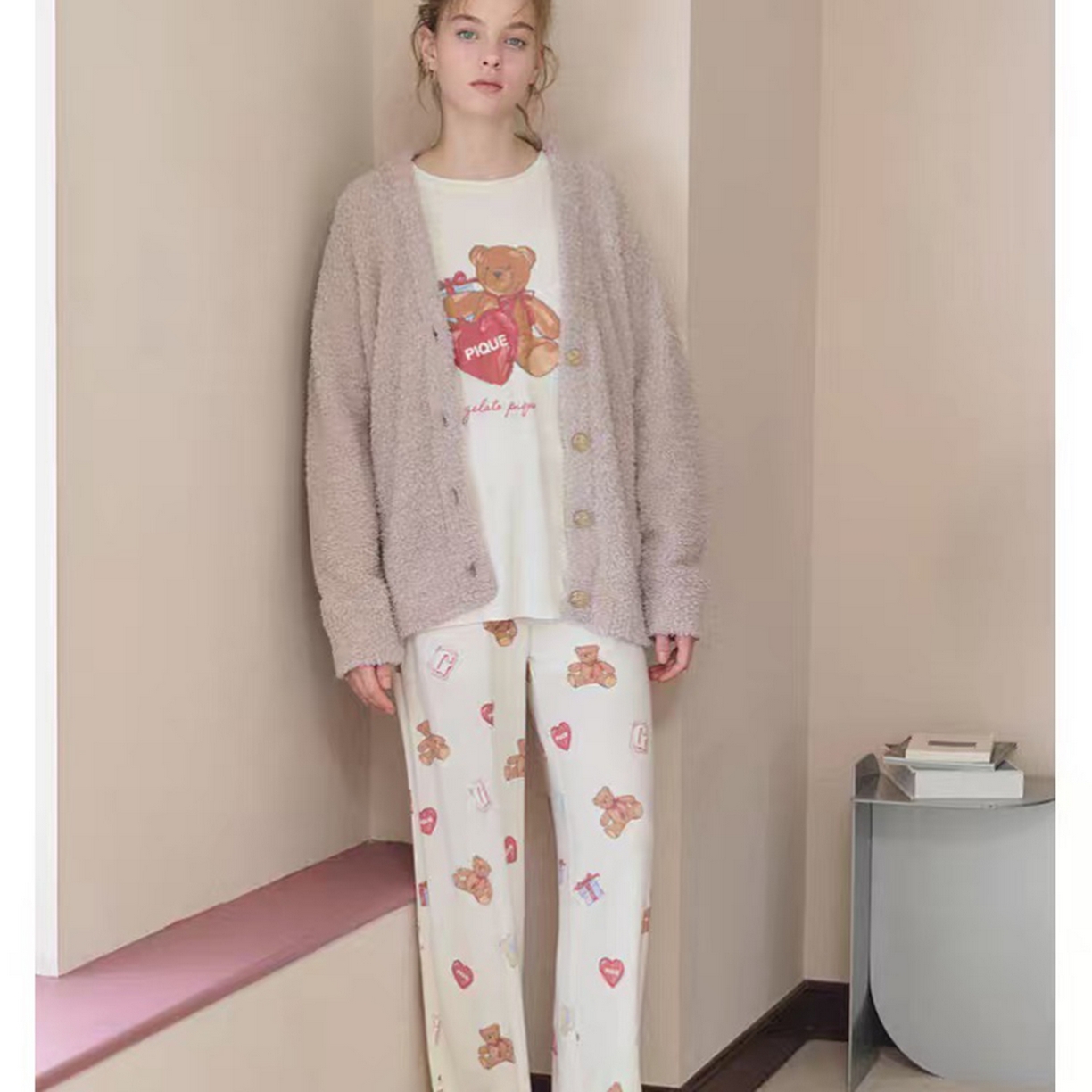 91家纺网 家纺一手货源 找家纺 （总）妍景家居生活馆 2026新款圆领礼物熊套装