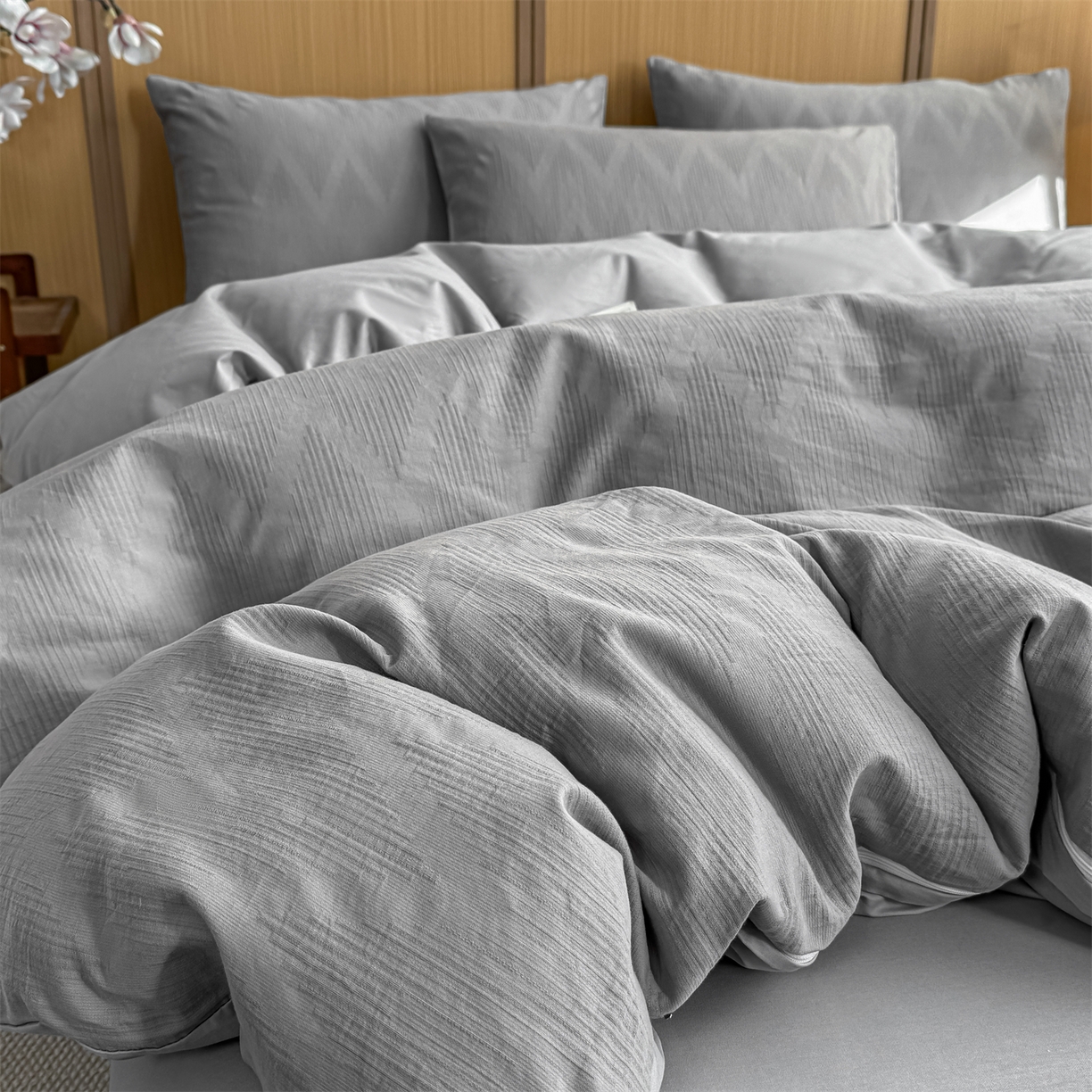 91家纺网 家纺一手货源 找家纺 灰鲸 2026新款全棉纯棉三层纱色织提花四件套 影韵-雾灰