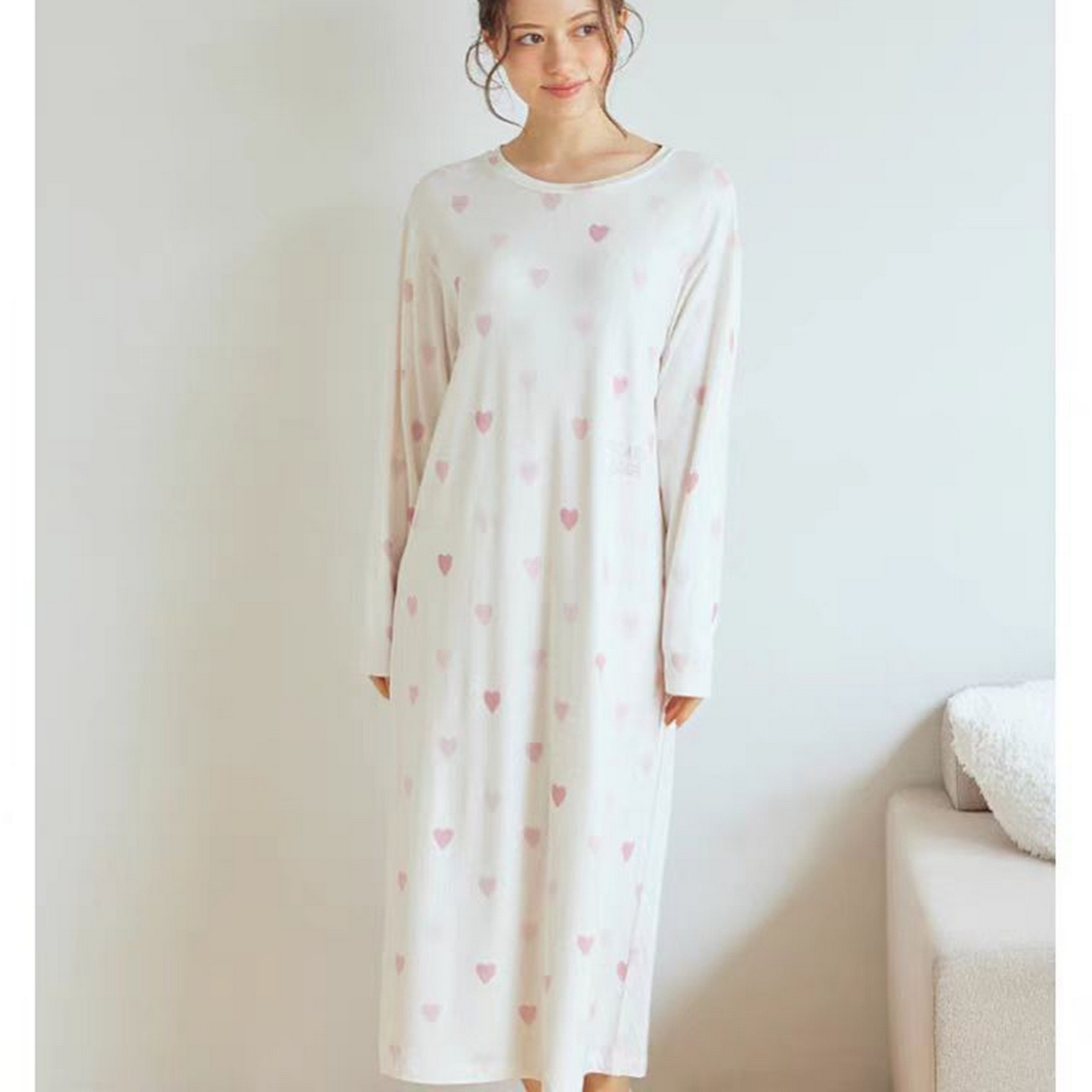 91家纺网 家纺一手货源 找家纺 妍景家居生活馆 2026新款桃心睡裙套装 粉色-桃心睡裙