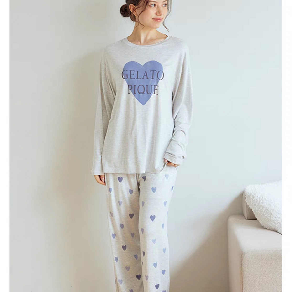 91家纺网 家纺一手货源 找家纺 妍景家居生活馆 2026新款桃心睡裙套装 蓝色-桃心套装