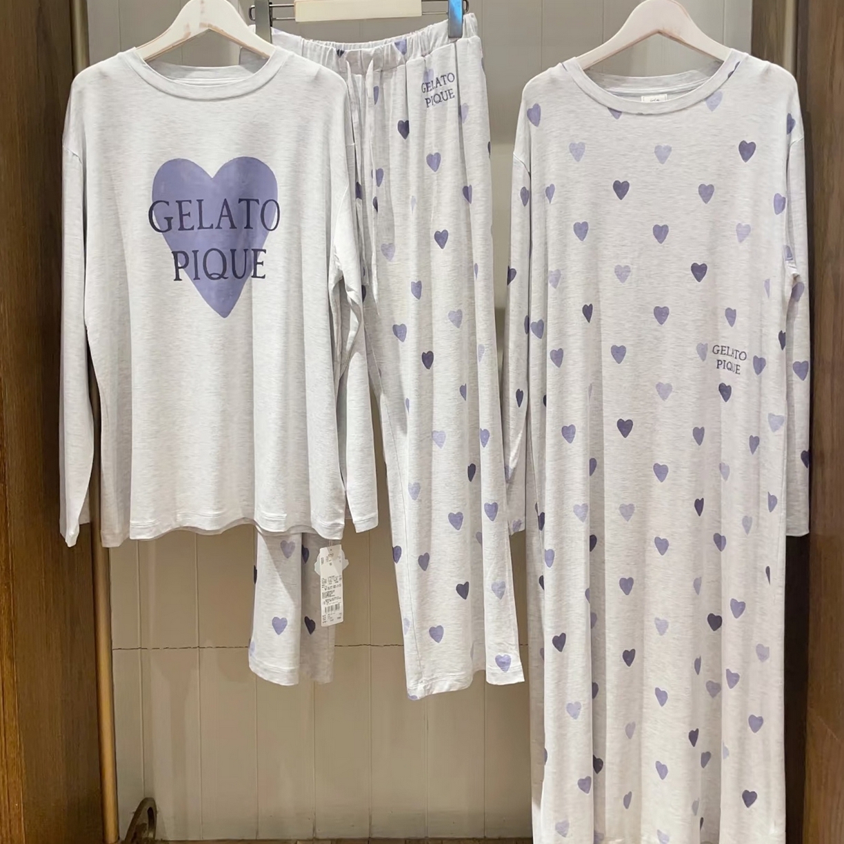 91家纺网 家纺一手货源 找家纺 妍景家居生活馆 2026新款桃心睡裙套装 蓝色-桃心睡裙